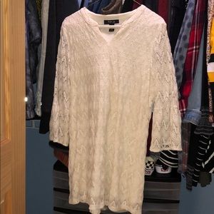 Women’s dress. (Medium)